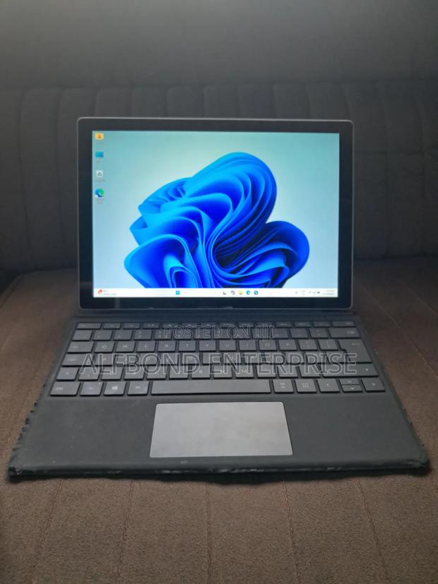 Laptop Microsoft Surface Pro 6 8GB Intel Core i5 SSD 256GB · Photo 1