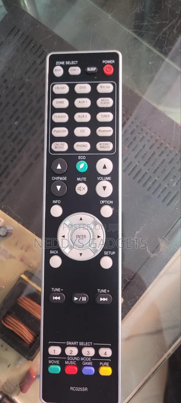 Marantz Remote Control · Photo 1