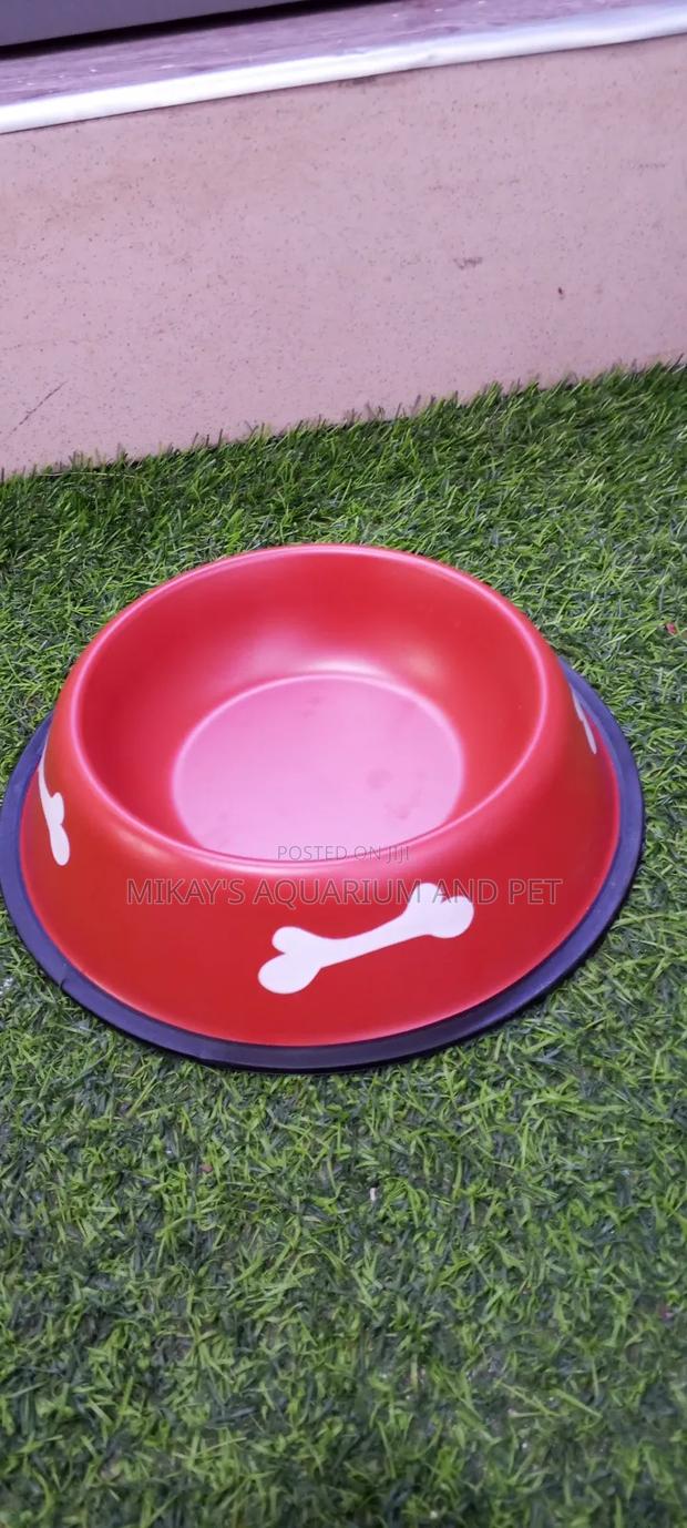 Dog Metal Medium Bowl · Photo 1