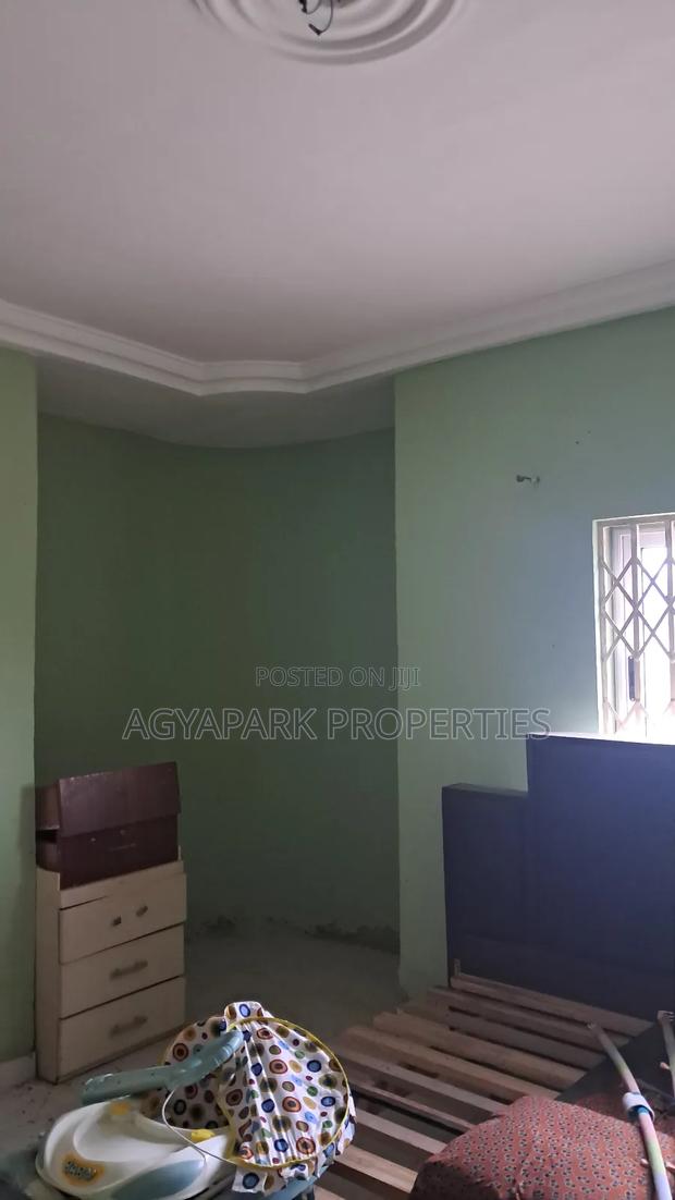 4bdrm Maisonette in Achiaman, Amasaman for sale · Photo 3