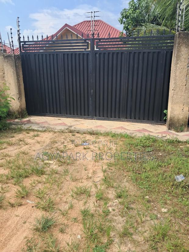 4bdrm Maisonette in Achiaman, Amasaman for sale · Photo 1