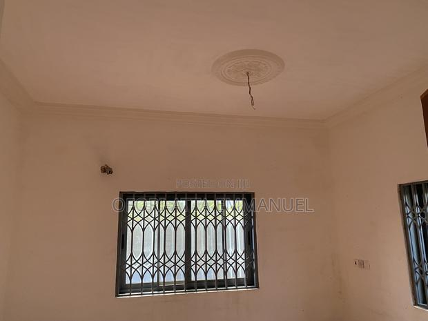 1bdrm Room & Parlour in Amasaman Doblo, Pokuase for rent · Photo 3