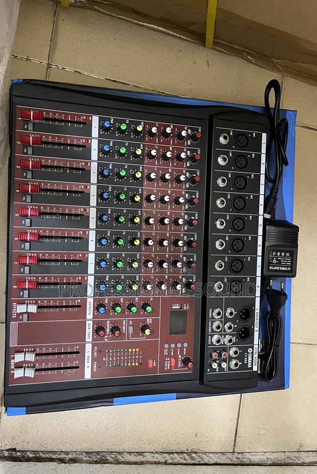 Professional 8-Channel Audio Mixer · Photo 2