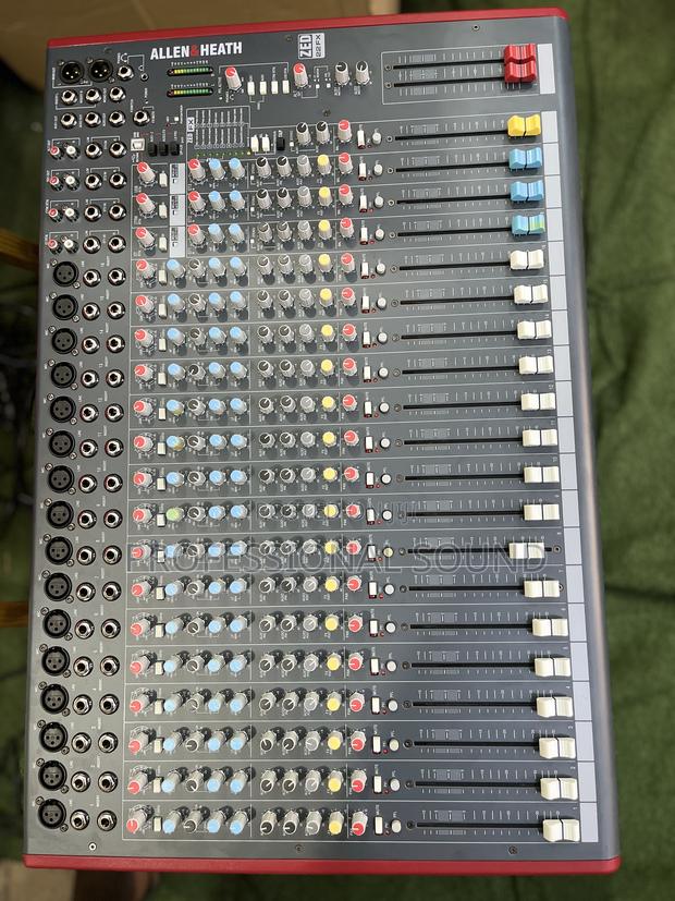 Allen Heath Zed-22fx 22-Channel Mixer With Effects · Photo 1