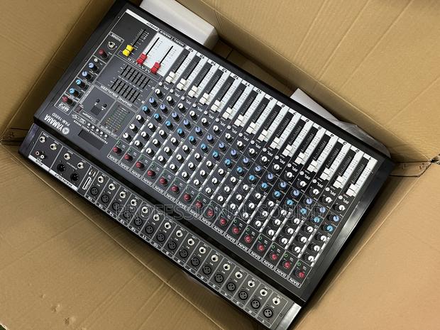 Yamaha Powered 16-Channel Mixer. · Photo 2