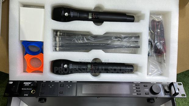 Shure Ad4d Axient Digital Two-Channel Wireless Microphone System. · Photo 1