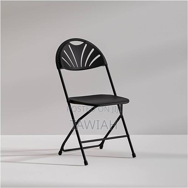 Fun Back Folderble Chairs · Photo 1