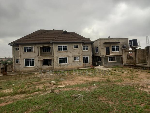 9bdrm House in Tanoso/ Sofoline, Kumasi Metropolitan for sale · Photo 2