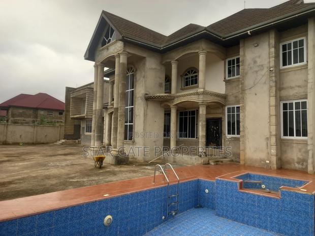 9bdrm House in Tanoso/ Sofoline, Kumasi Metropolitan for sale · Photo 4