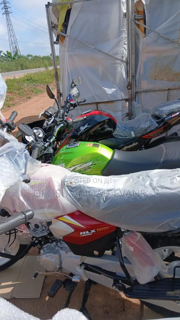 New TVS Apache 180 RTR 2025 · Photo 4