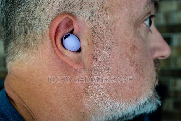 Samsung Buds2 Pro Wireless Earbuds With Hi-Fi Audio Intelligent Anc · Photo 4