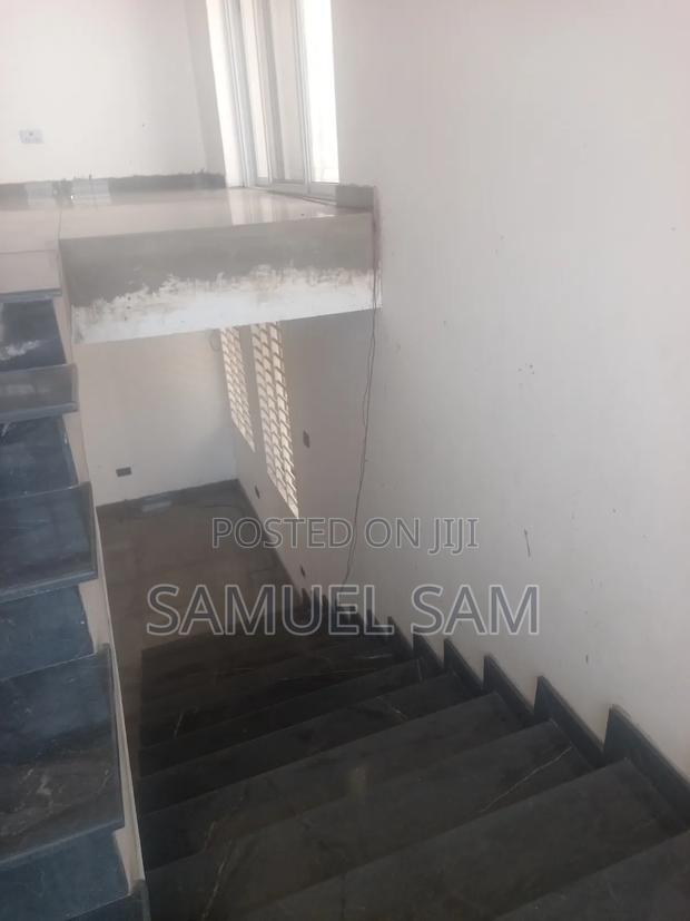 Commercial Building for Rent in Tema · Photo 2