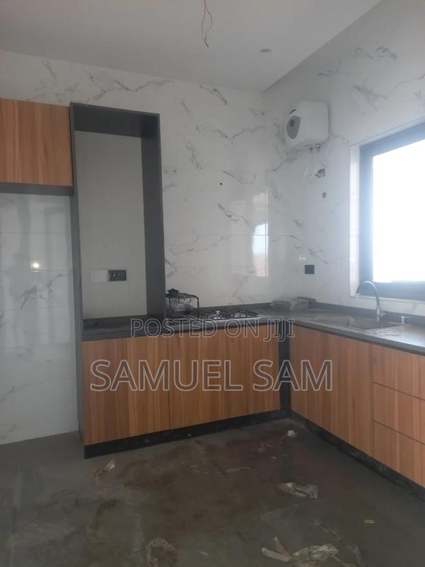 Commercial Building for Rent in Tema · Photo 6