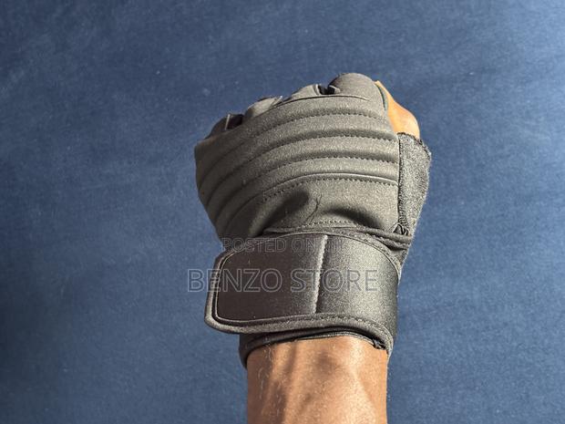Quality Half Fingers Hand Gloves For Gym And Motor Riding · Photo 2