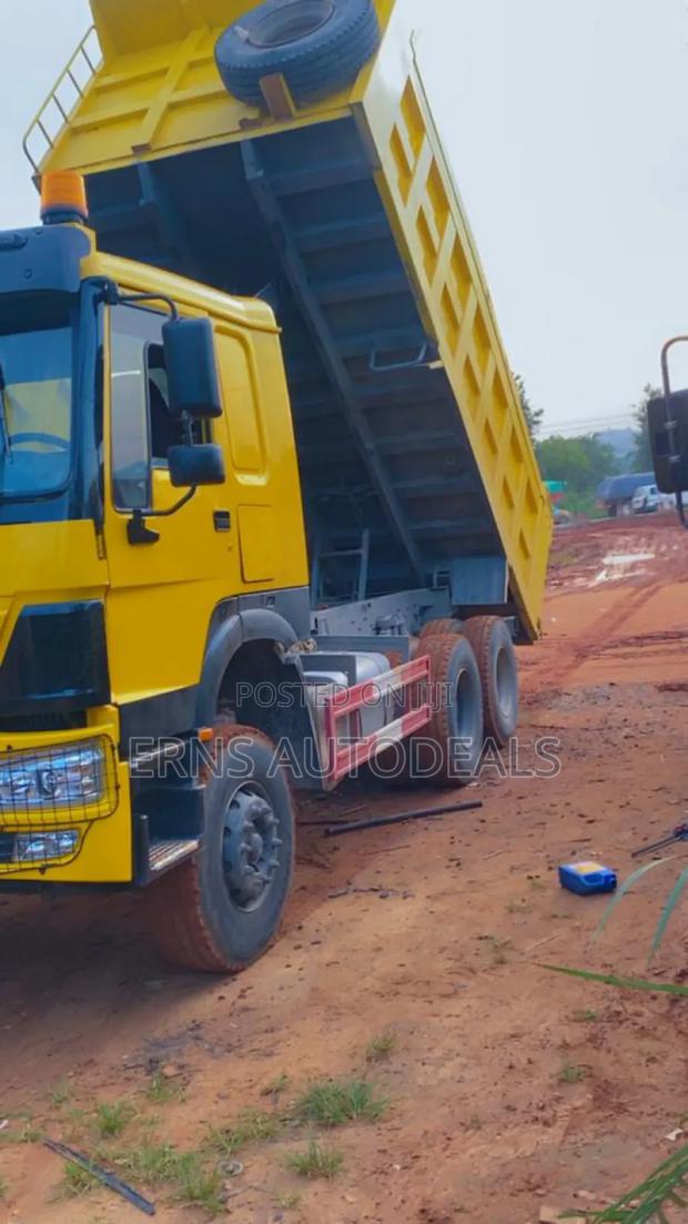 Howo Sinotruk Tipper Truck (Double Axle) – Registered 2023 · Photo 2