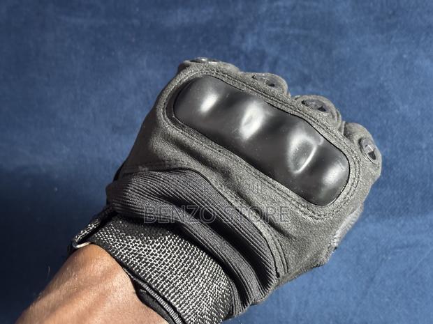Hand Gloves for Gym Fitness Workout · Photo 3
