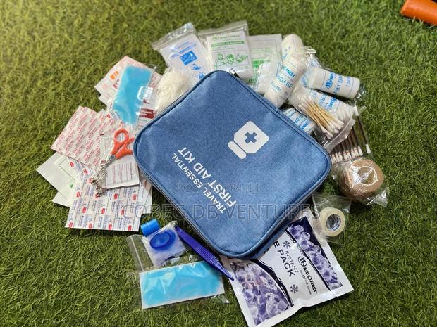 Travel Essential First Aid Kit · Photo 3