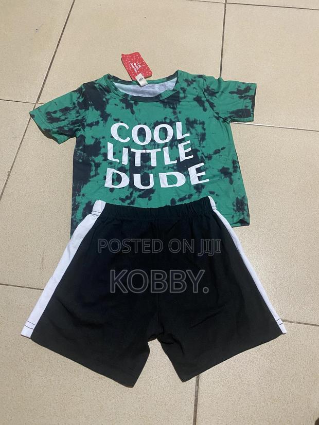 Kids Clothing · Photo 2
