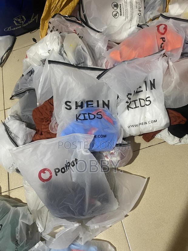 Kids Clothing · Photo 4