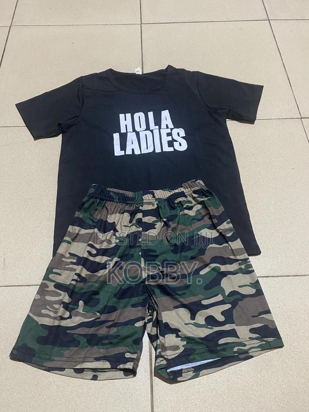 Kids Clothing · Photo 3