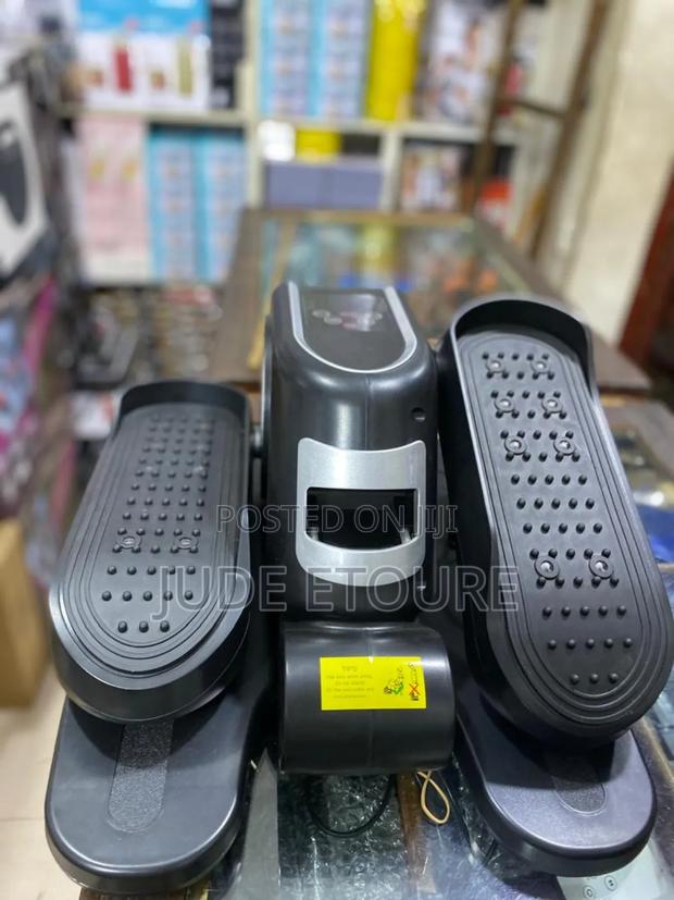Under Desk Elliptical Machine · Photo 3