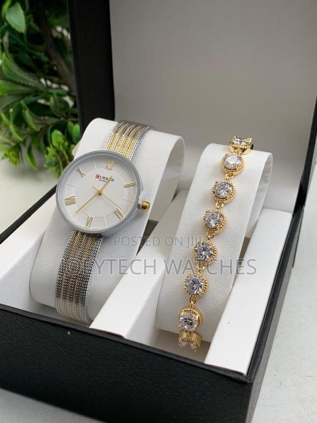 Ladies Watch + Bracelet · Photo 1