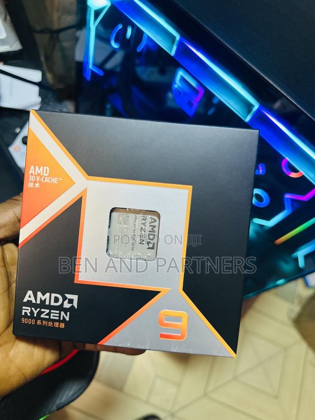 Msi Mpg X870e + Ryzen 9 9950x3d Combo · Photo 3