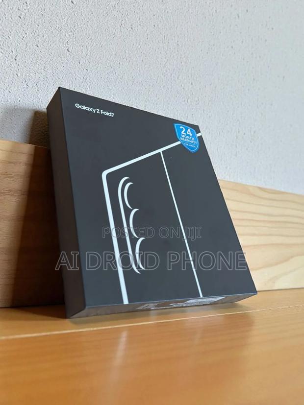 New Samsung Galaxy Z Fold7 256 GB Gray · Photo 2