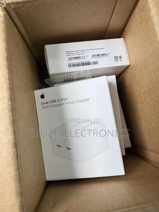 35w Dual Usb-c Port Compact Power Adapter For Macbook Air/iPad/iPhone · Photo 1