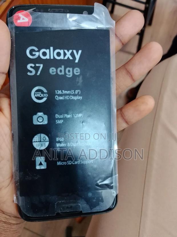 Samsung Galaxy S7 edge 64 GB Black · Photo 2