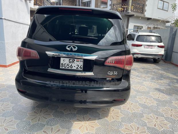 Infiniti QX56 2013 Black · Photo 2