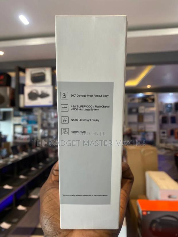 New Oppo A3 Pro 5G 256 GB Purple · Photo 2
