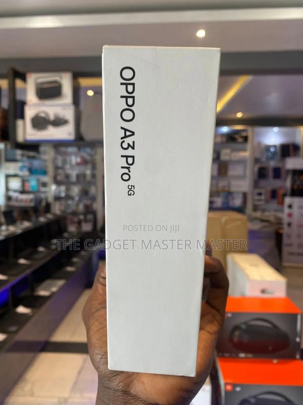 New Oppo A3 Pro 5G 256 GB Purple · Photo 4