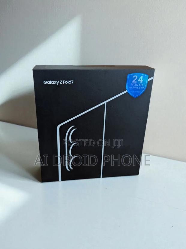 New Samsung Galaxy Z Fold7 256 GB Gray · Photo 1
