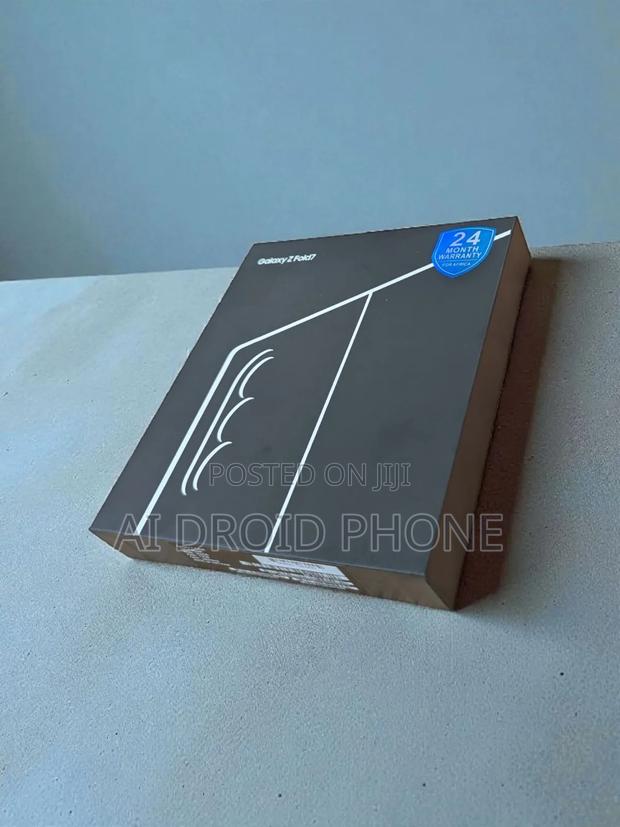 New Samsung Galaxy Z Fold7 256 GB Gray · Photo 2