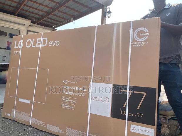 Lg 77” Oled Titanglow Maxscreen Every Frame, Perfected · Photo 1