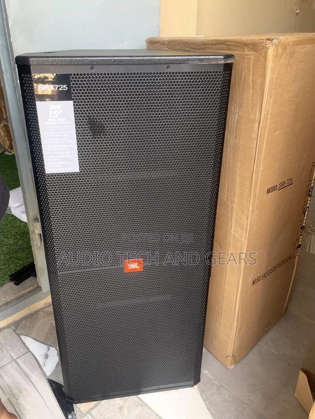 JBL Srx725 Full Range Speakers (Pair) · Photo 1