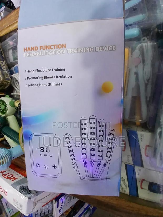 Hand Function Glove · Photo 3
