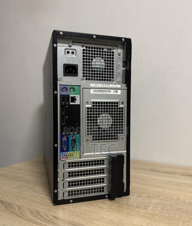 Server Dell PowerEdge T30 16GB Intel Core I7 HDD+SSD 500GB · Photo 3