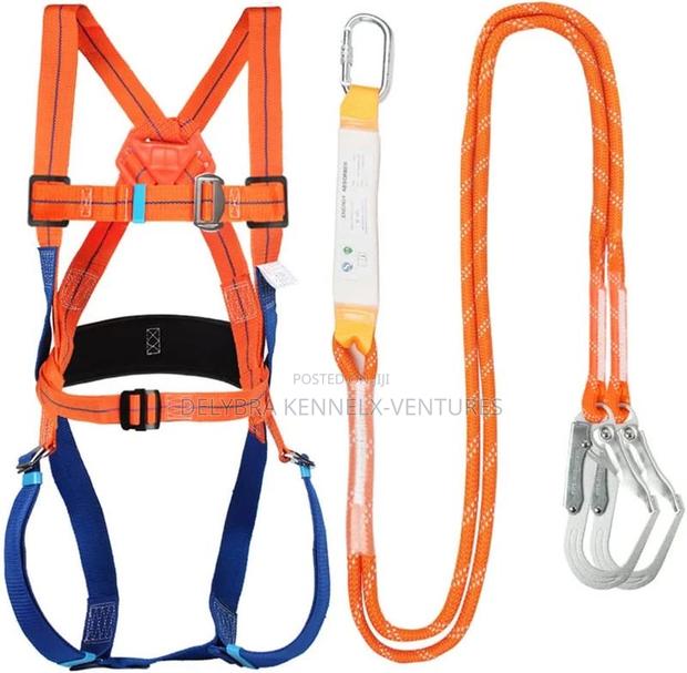 Safety Harness · Photo 1