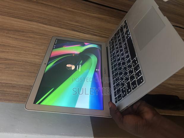 Laptop Apple MacBook Air 2017 64GB Intel Core i5 SSHD+SSD 128GB · Photo 3