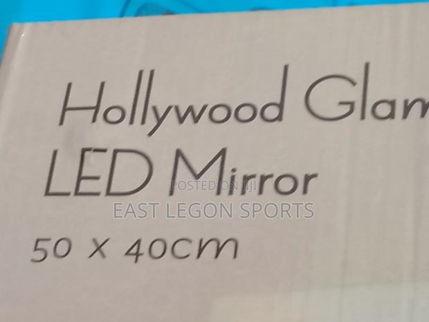 Dressing Mirror Hollywood Glam Led Mirror · Photo 2