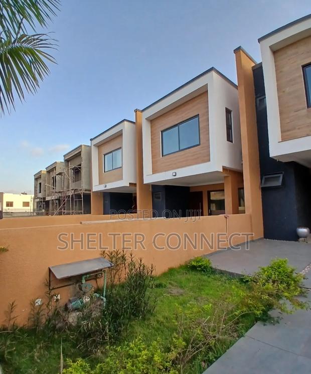 3bdrm Duplex in Ayi Mensah, Oyarifa for rent · Photo 1