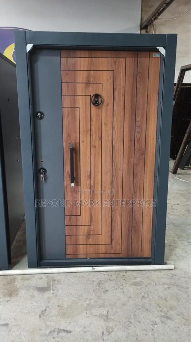 Single Security Door, Luksury Design, Affordable Price, Quality · Photo 2