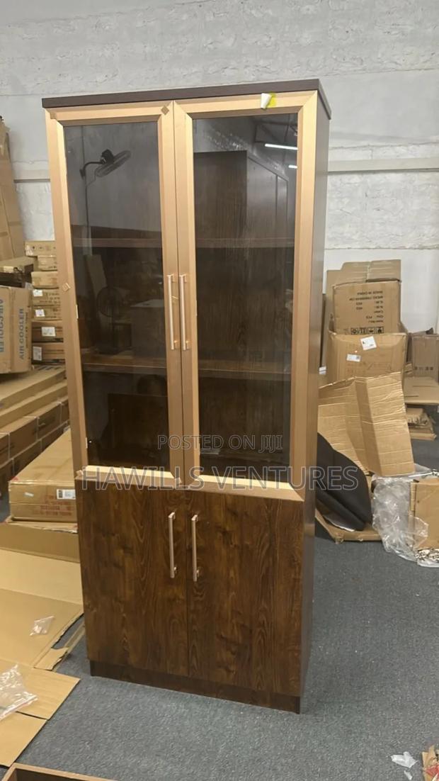 Wooden Office Cabinet · Photo 2