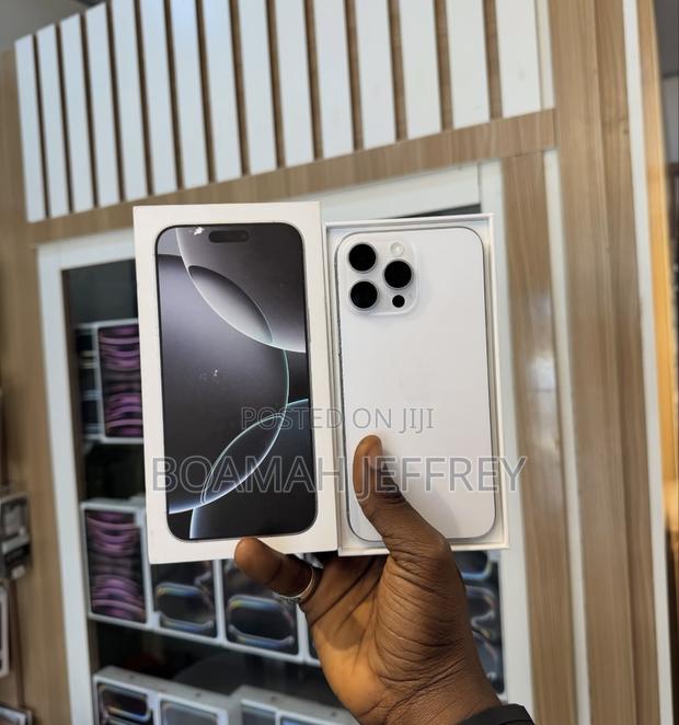 Apple iPhone 16 Pro Max 512 GB White