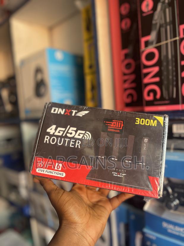 Onxt 4g/5g Universal Rechargeable Router · Photo 1