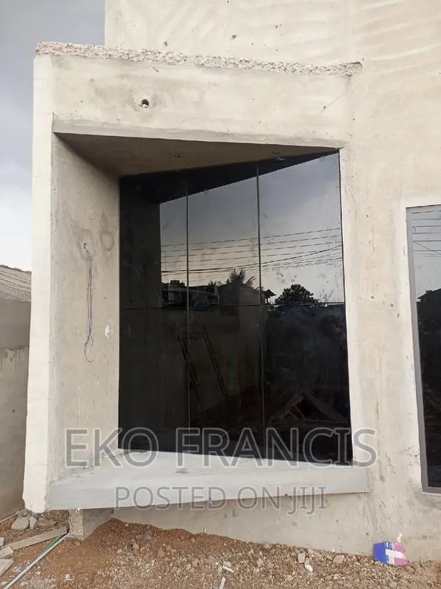 Curtain Wall Glass · Photo 1