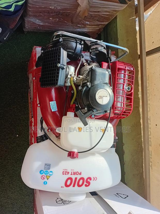 Top-Quality Solo 423 Mist Sprayer for Effective Coverage · Photo 1