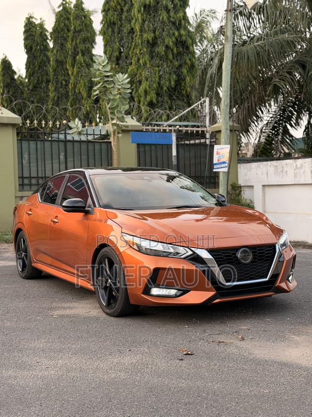 Nissan Sentra SR 2023 Orange